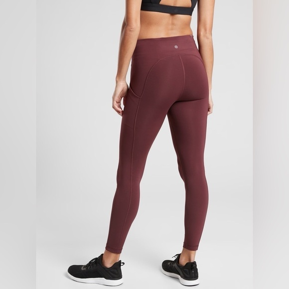 Athleta Ultimate Stash Pocket Tight in Decadent Chocolate, Size MP - Picture 2 of 9